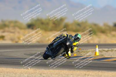 media/Dec-09-2023-SoCal Trackdays (Sat) [[76a8ac2686]]/Turn 15 Set 2 (245pm)/